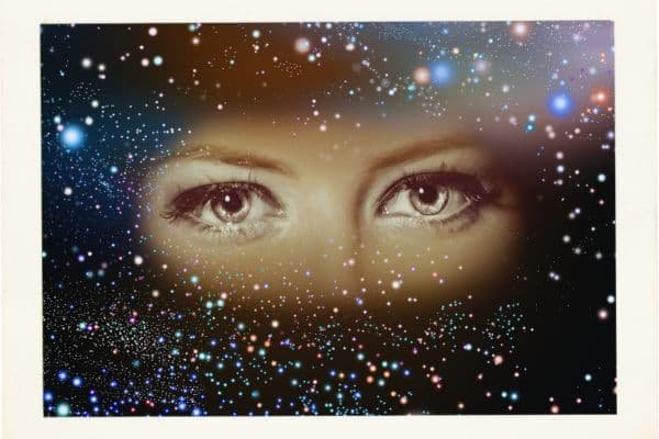 Cursos y talleres de Creación Consciente: Visualiza y Manifiesta Aprende a dirigir tu mente para atraer lo que deseas. Este curso te guía paso a paso en la reprogramación mental necesaria para activar la visualización y manifestar